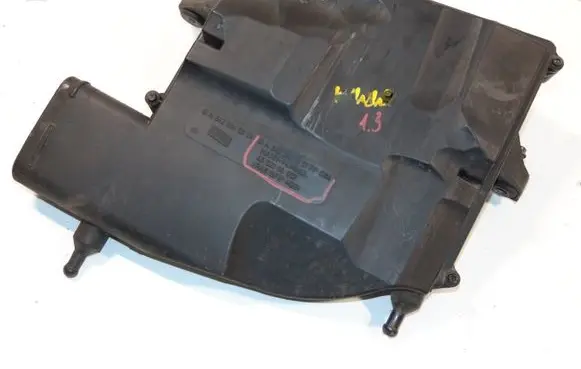 Mercedes-Benz E W211 Air filter box A6420901901 A6420940304