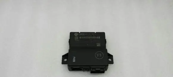 Audi A1 Gateway control module 8U0907468Q
