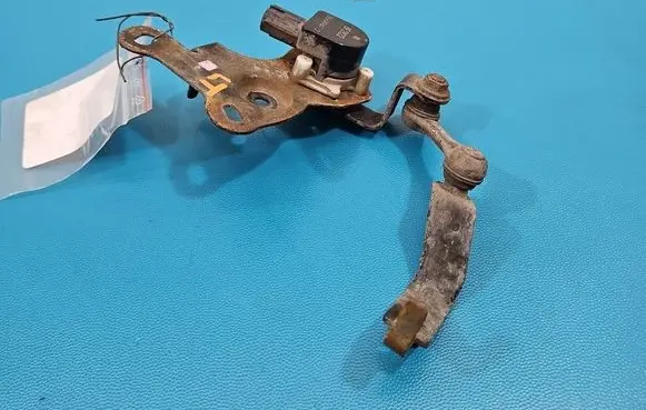 Toyota Auris E180 Headlight ballast module Xenon 8F2822 IMPRK1540953