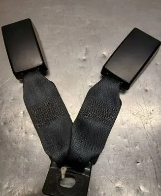 Rear seatbelt buckle