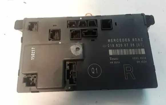 Mercedes-Benz CLS C219 Door control unit/module 2198200726