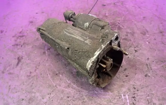 Volkswagen PASSAT B5.5 Starter motor 