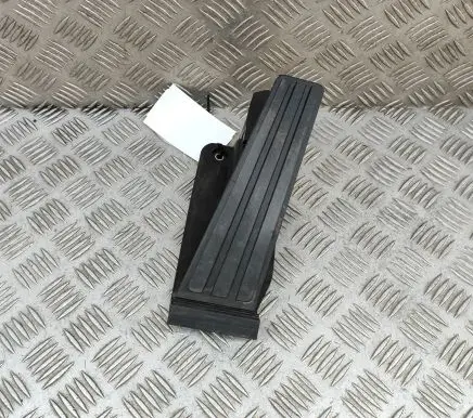 Porsche Taycan 9J1 Accelerator throttle pedal 9J1721507
