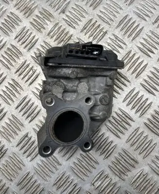 Nissan Murano Z51 EGR valve 147101AT0A