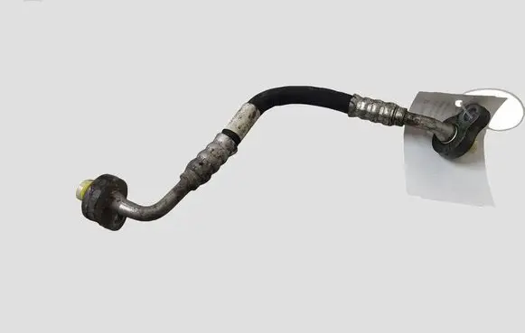 Volvo V40 Air conditioning (A/C) pipe/hose