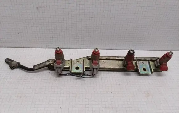 Nissan Almera N16 Fuel injectors set 166009F600