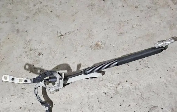 BMW 5 F10 F11 Tailgate/trunk/boot hinge 7206639 F11HKL