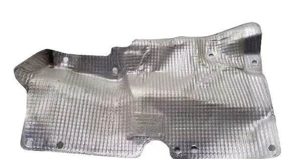 Audi Q7 4M Exhaust heat shield 4M0825691F