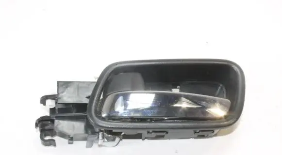 Honda CR-V Rear door interior handle