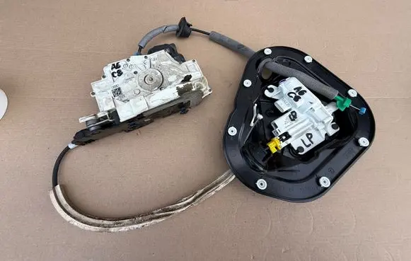 Audi A6 S6 C8 4K Front door lock 4K1837015K