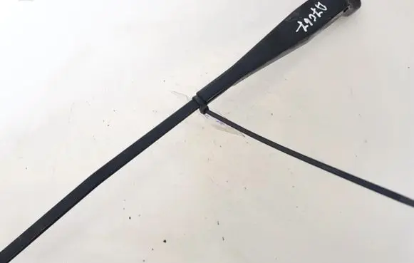 Peugeot 207 Front wiper blade arm a76dadcc
