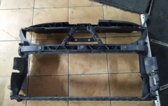 Volkswagen Phaeton Radiator support slam panel 3D0121253A