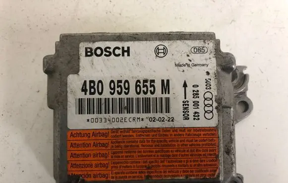 Audi A6 S6 C5 4B Airbag control unit/module 4B0959655M 0285001432