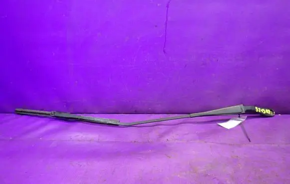Fiat Punto (199) Front wiper blade arm