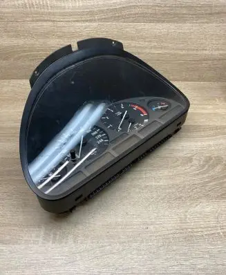 BMW 5 E39 Speedometer (instrument cluster) 8381198 110008735