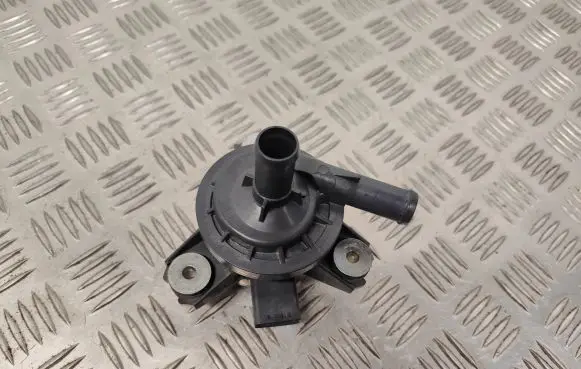 Volvo V60 Electric auxiliary coolant/water pump 31319023