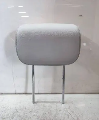 Mercedes-Benz ML W164 Rear seat headrest