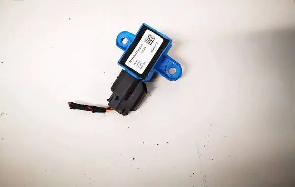 Volvo C30 Airbag deployment crash/impact sensor 30724046