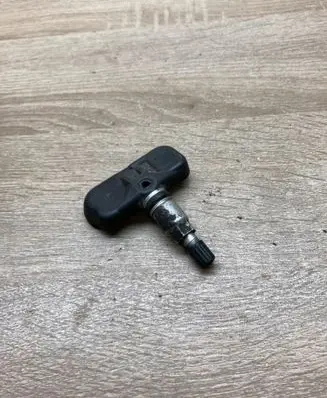 Honda Accord Tire pressure sensor 2753SWAA52 2E32120