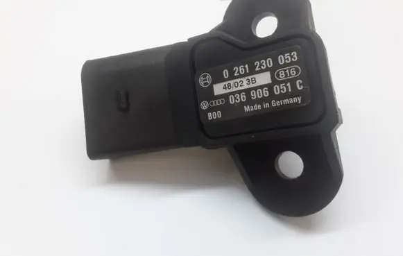 Audi A4 S4 B6 8E 8H Air pressure sensor 0261230053 036906051C