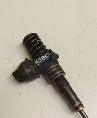 Volkswagen Caddy Fuel injector 038130073AP