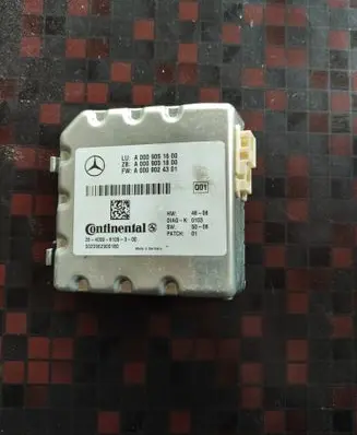 Mercedes-Benz E C207 W207 Windshield/windscreen camera A0009051800 A0009024301