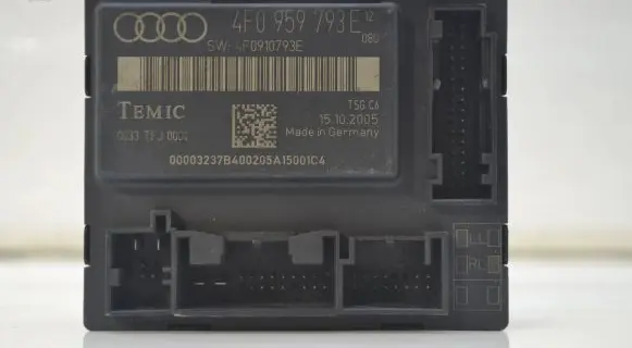 Audi A6 S6 C6 4F Door control unit/module 4F0959793E 4F0910793E 0033TFJ0001