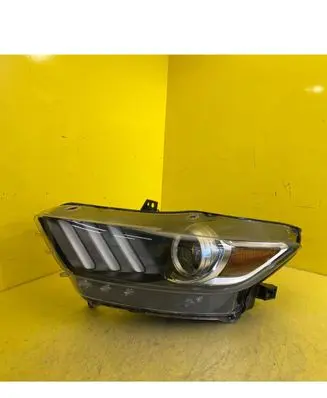 Ford Mustang VI Headlight/headlamp b13006cm