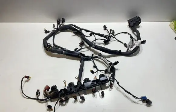 Volkswagen Golf VIII Engine installation wiring loom 06Q972610C