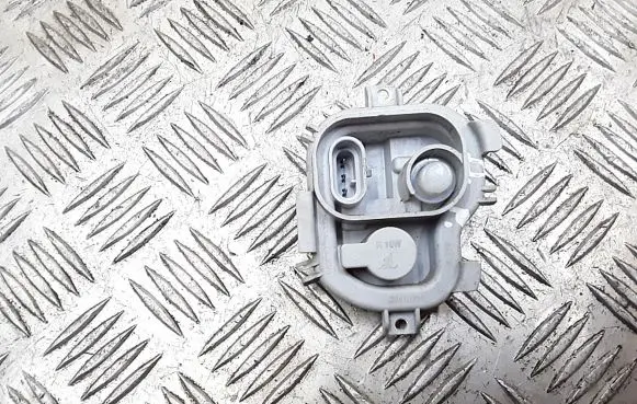 Alfa Romeo Giulietta Tail light bulb cover holder 20410951