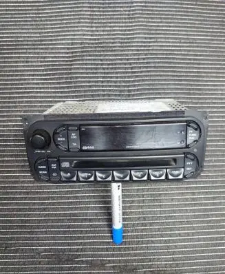 Jeep Liberty Radio/CD/DVD/GPS head unit P05091507AE
