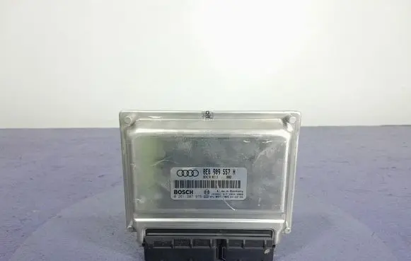 Audi A4 S4 B6 8E 8H Engine control unit/module ECU 8E0909557H