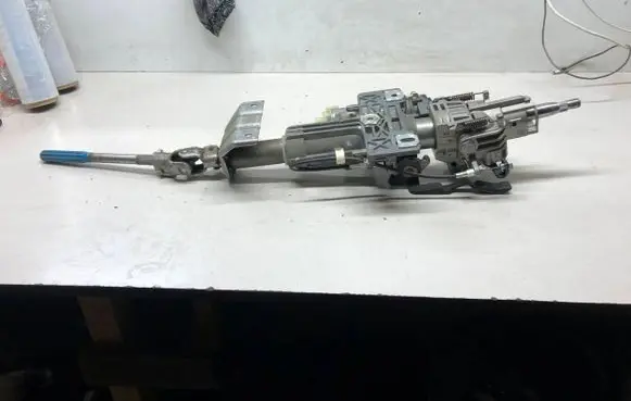 Hyundai Santa Fe Steering wheel axle