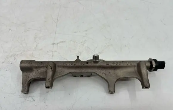 BMW 1 F20 F21 Fuel main line pipe 140185