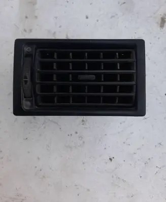 Volkswagen Transporter - Caravelle T4 Dash center air vent grill 7D1819703