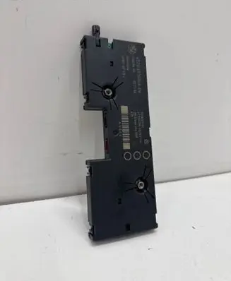 BMW 3 E90 E91 Aerial antenna amplifier 920037101 6934846 10819610