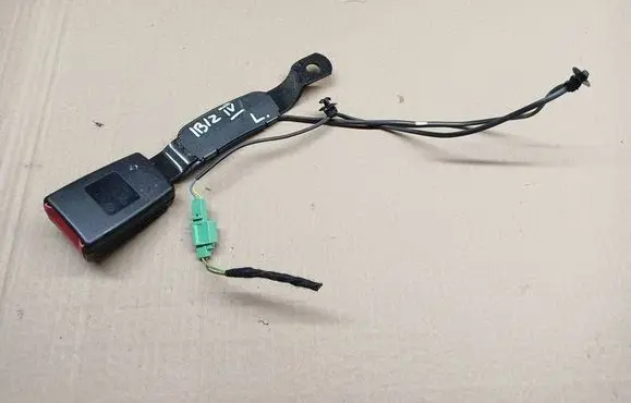 Seat Ibiza IV (6J,6P) Front seatbelt buckle 6P0857755C