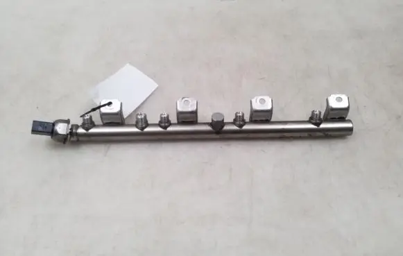 BMW 5 F10 F11 Fuel main line pipe 