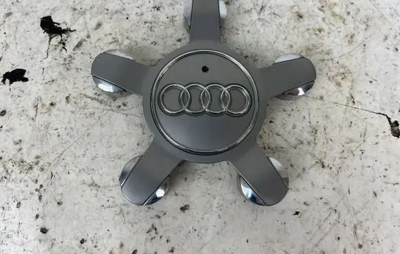 Audi Q5 SQ5 Original wheel cap 8R0601165