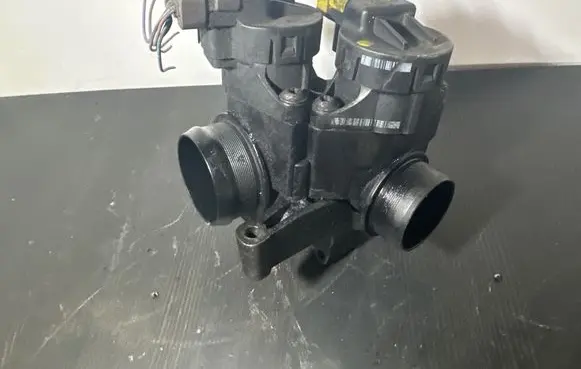 Citroen C4 I Throttle valve 9649832580 25342946