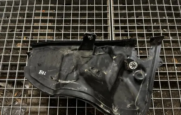 Porsche Cayenne (9PA) Other engine bay part 7L5819512A