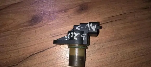 Camshaft position sensor