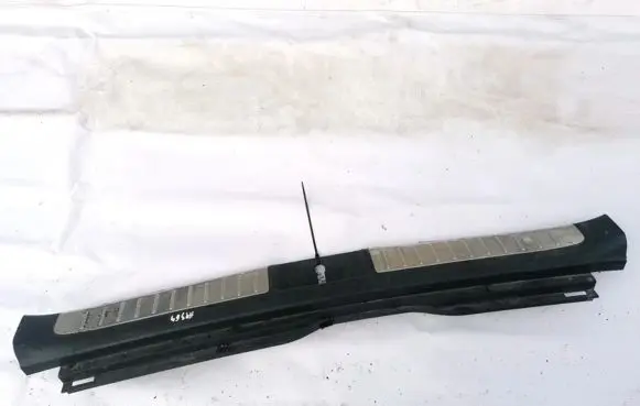 Toyota Avensis T250 Other trunk/boot trim element 5838705090 58387-05090