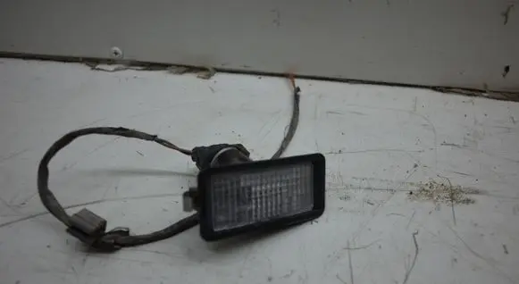 Volkswagen Up Number plate light 1S0943021
