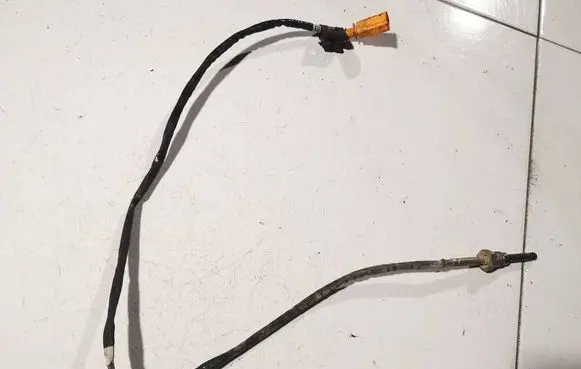 Skoda Superb B6 (3T) Exhaust gas temperature sensor 03l906088cc
