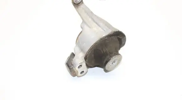 Honda Civic IX Engine mount bracket 21TV2