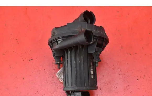 Skoda Octavia Mk1 (1U) Secondary air pump 06A959253B