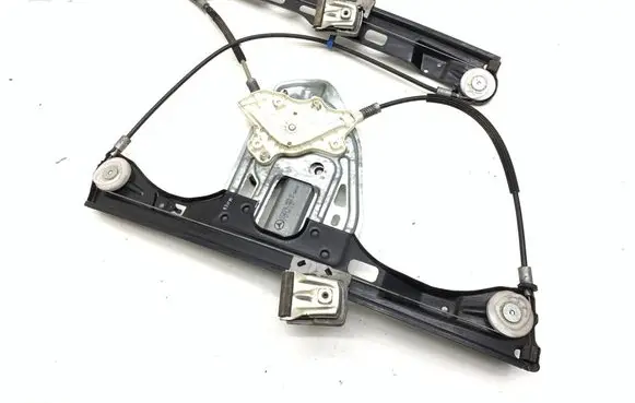 Mercedes-Benz C W203 Front door electric window regulator A2118201842