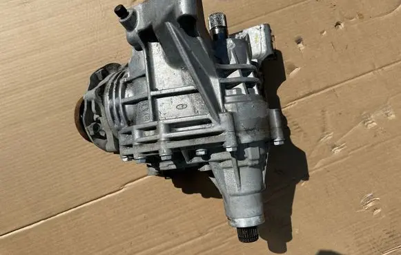 Volkswagen Transporter - Caravelle T5 Gearbox transfer box case 02H409053