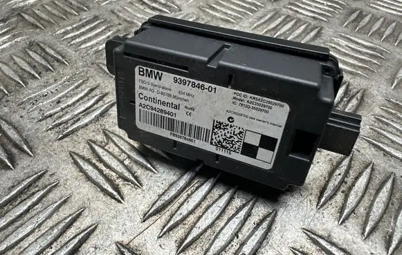 BMW X5 F15 Antenna control unit 9397846 94289401